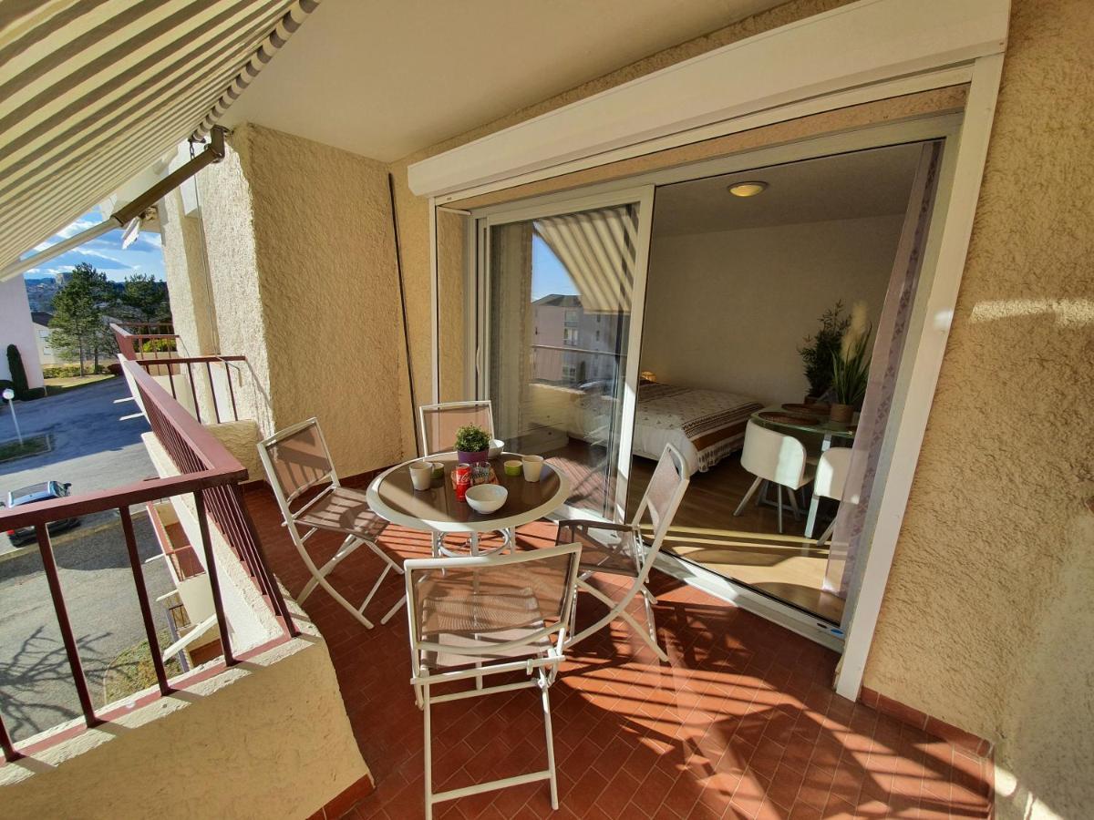 Le Cezanne - Climatise Avec Grande Terrasse Apartment Greoux-les-Bains Bagian luar foto